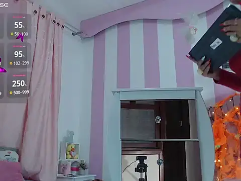 Snapshot of zaleya_mateus chatting on 10/18/25, 11:01 zaleya mateus online show from 10/18/25, 11:01