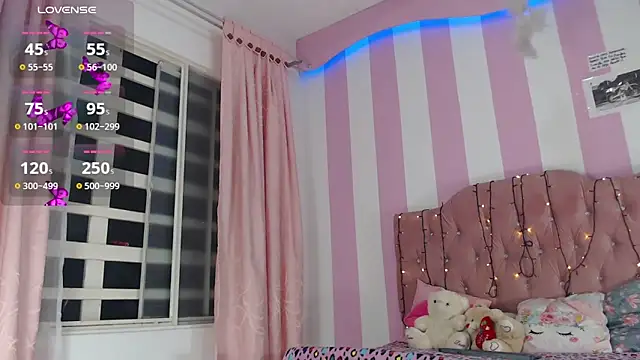 Snapshot of zaleya_mateus chatting on 02/25/26, 10:59 zaleya mateus online show from 02/25/26, 10:59