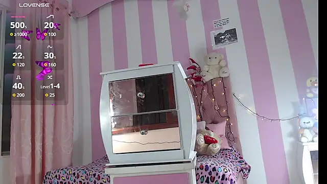 Snapshot of zaleya_mateus chatting on 12/02/25, 10:50 zaleya mateus online show from 12/02/25, 10:50