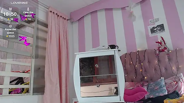 Snapshot of zaleya_mateus chatting on 11/21/25, 10:58 zaleya mateus online show from 11/21/25, 10:58