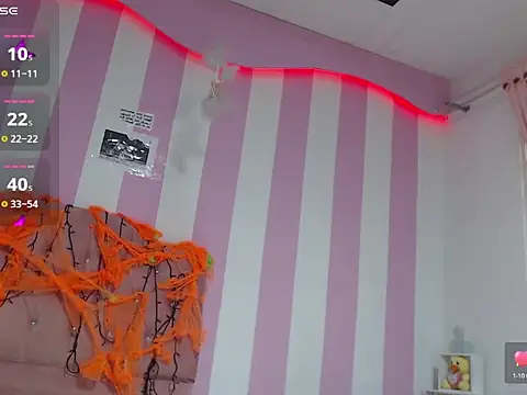 Snapshot of zaleya_mateus chatting on 10/20/25, 11:22 zaleya mateus online show from 10/20/25, 11:22