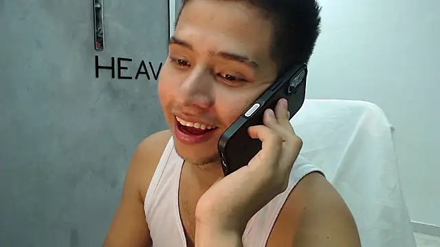 Snapshot of harold_18_ chatting on 02/10/26, 05:45 harold 18 online show from 02/10/26, 05:45