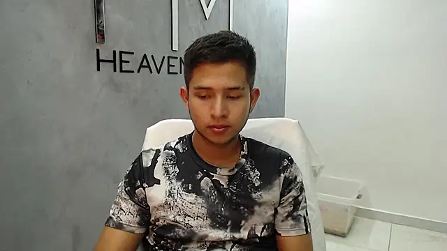Snapshot of harold_18_ chatting on 02/09/26, 05:33 harold 18 online show from 02/09/26, 05:33