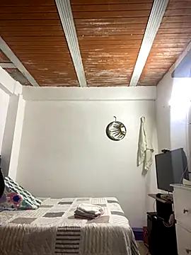 Iris love18 online show from 10/23/25, 04:49