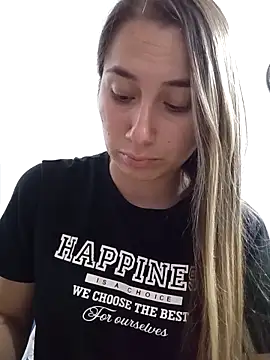 Iris love18 online show from 11/18/25, 08:45