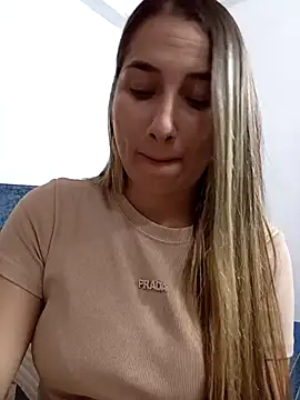 Iris love18 online show from 11/16/25, 05:39