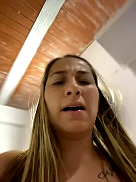 Iris love18 online show from 09/17/25, 12:51