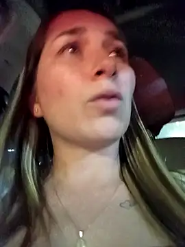 Iris love18 online show from 09/30/25, 11:22