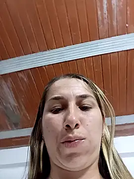 Iris love18 online show from 10/25/25, 04:07