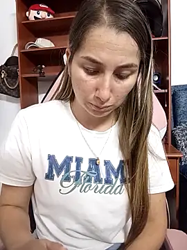 Iris love18 online show from 11/28/25, 03:56