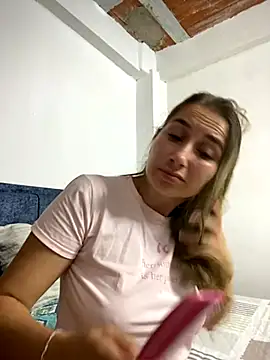 Iris love18 online show from 10/29/25, 01:37