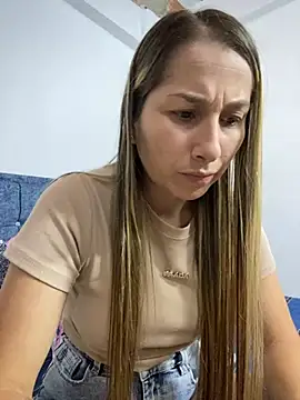 Iris love18 online show from 09/28/25, 06:26