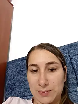 Iris love18 online show from 11/07/25, 12:37