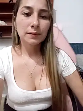 Iris love18 online show from 11/23/25, 02:10