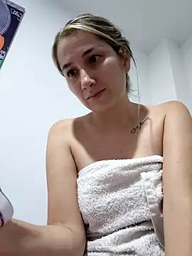 Iris love18 online show from 02/28/26, 03:17