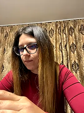 Snapshot of NadiraNoor chatting on 10/09/25, 06:52 NadiraNoor online show from 10/09/25, 06:52