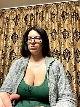 NadiraNoor online show from 04/23/26, 11:06