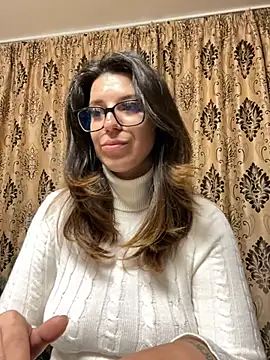 NadiraNoor online show from 05/16/26, 04:55
