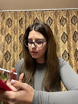 Snapshot of NadiraNoor chatting on 02/22/25, 10:52 NadiraNoor online show from 02/22/25, 10:52