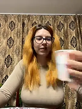 Snapshot of NadiraNoor chatting on 02/01/25, 11:21 NadiraNoor online show from 02/01/25, 11:21