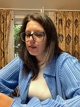 NadiraNoor online show from 07/09/26, 03:29