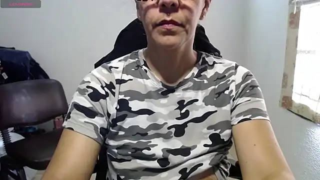 horny paty online show from 12/04/25, 08:52