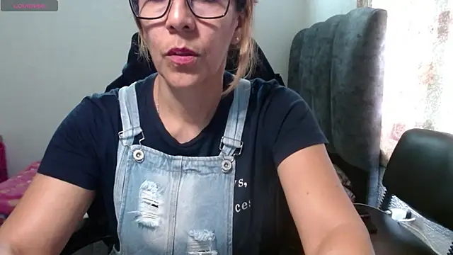 horny paty online show from 03/12/26, 06:56