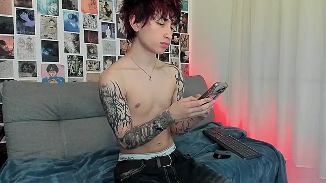 liamelf online show from 12/22/25, 06:57