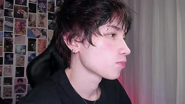 liamelf online show from 10/17/25, 05:55