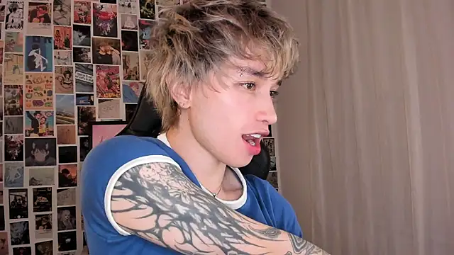 liamelf online show from 04/28/26, 05:34