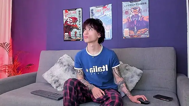 liamelf online show from 11/30/25, 06:47