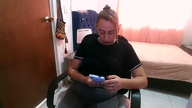 Chanel 87xxx online show from 02/21/26, 08:33