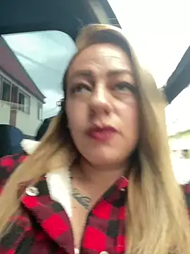 Chanel 87xxx online show from 04/15/26, 07:18