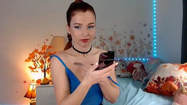 Snapshot of Poisson_Eva chatting on 10/14/25, 09:15 Poisson Eva online show from 10/14/25, 09:15