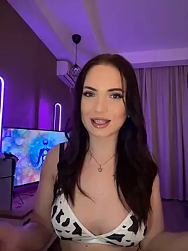 AvaGianna online show from 02/25/25, 04:57