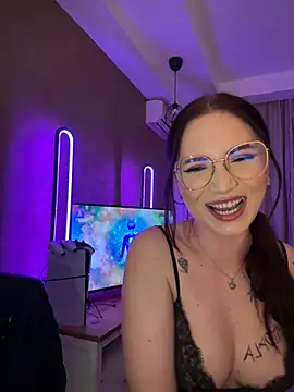 AvaGianna online show from 02/27/25, 05:40