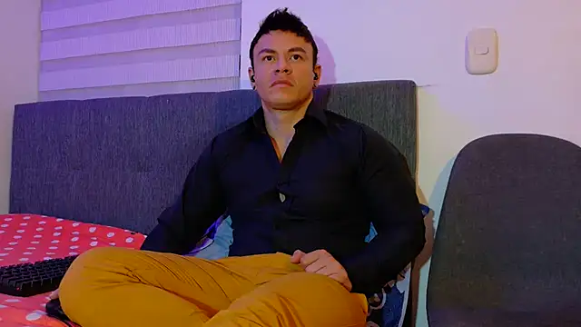 Snapshot of MarksMuscle chatting on 09/12/25, 05:18 MarksMuscle online show from 09/12/25, 05:18