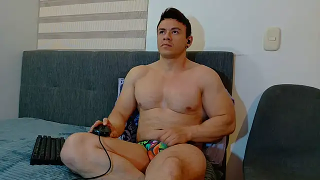 Snapshot of MarksMuscle chatting on 10/11/25, 05:30 MarksMuscle online show from 10/11/25, 05:30
