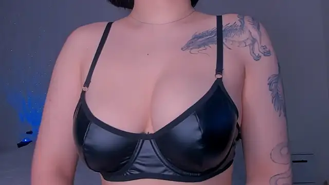 MeowRinnie online show from 10/05/25, 10:17