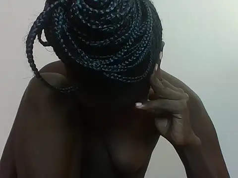 Snapshot of Creamy_Hotpussy25 chatting on 09/25/25, 05:02 Creamy Hotpussy25 online show from 09/25/25, 05:02