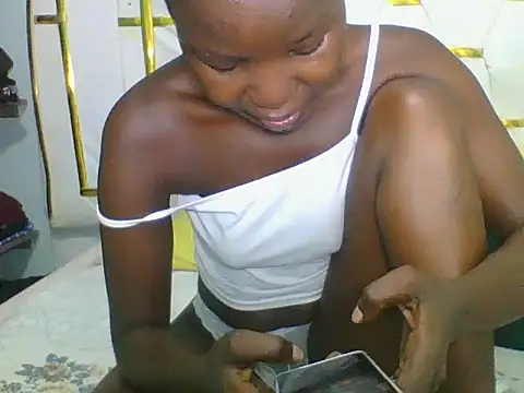 Snapshot of Creamy_Hotpussy25 chatting on 03/11/25, 04:07 Creamy Hotpussy25 online show from 03/11/25, 04:07