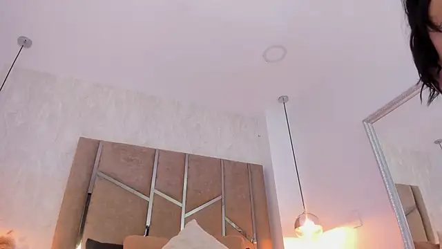 Martinaa Jones  online show from 03/23/26, 12:49