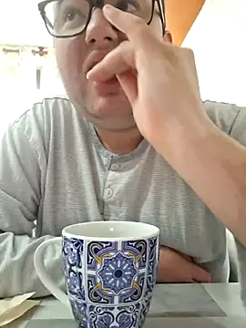 Javier bear online show from 11/30/25, 09:10