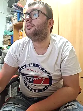 Javier bear online show from 06/10/26, 12:50