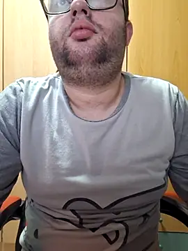 Javier bear online show from 03/30/26, 09:16