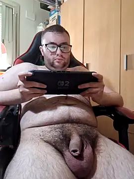 Javier bear online show from 04/13/26, 11:58