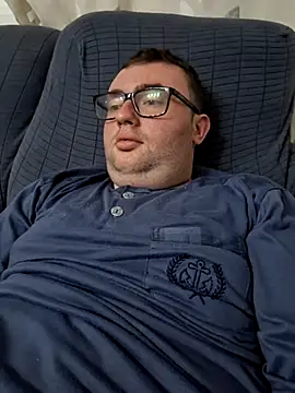 Javier bear online show from 04/04/26, 08:59