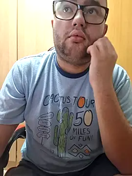 Javier bear online show from 10/12/25, 09:32