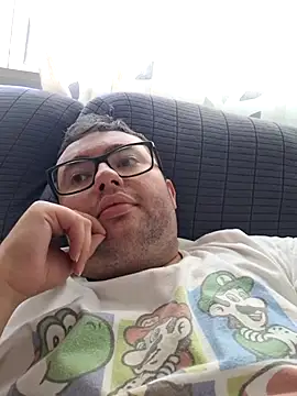 Snapshot of Javier_bear chatting on 06/01/26, 03:00 Javier bear online show from 06/01/26, 03:00