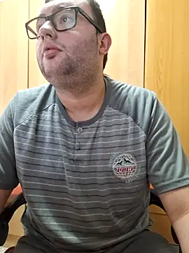 Javier bear online show from 11/09/25, 11:14